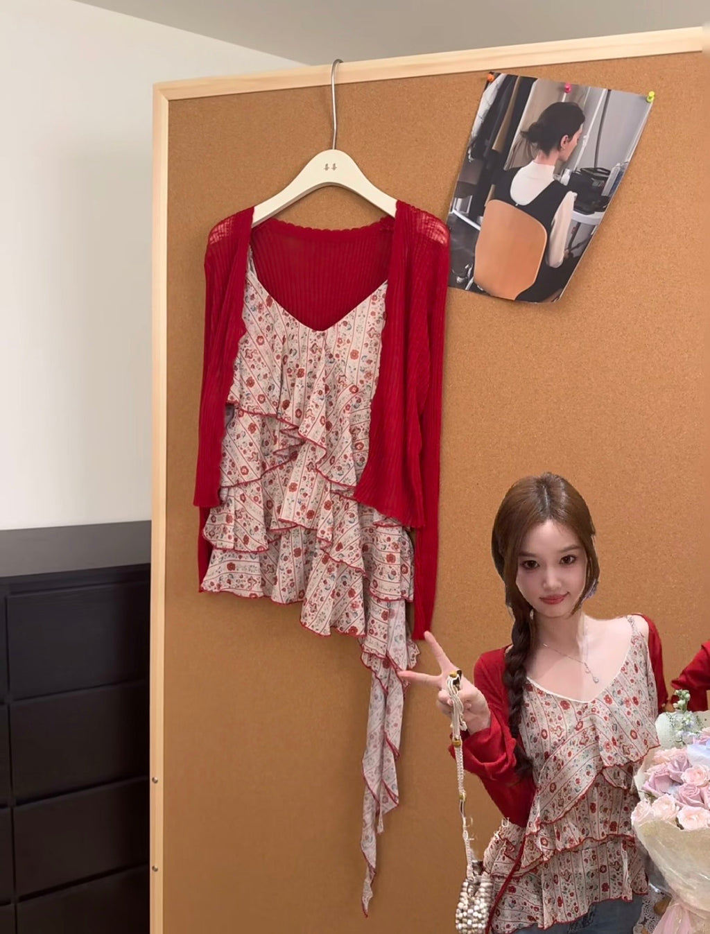 莓果奶冻/Floral Ruffle Cami & Knit Cardigan Set
