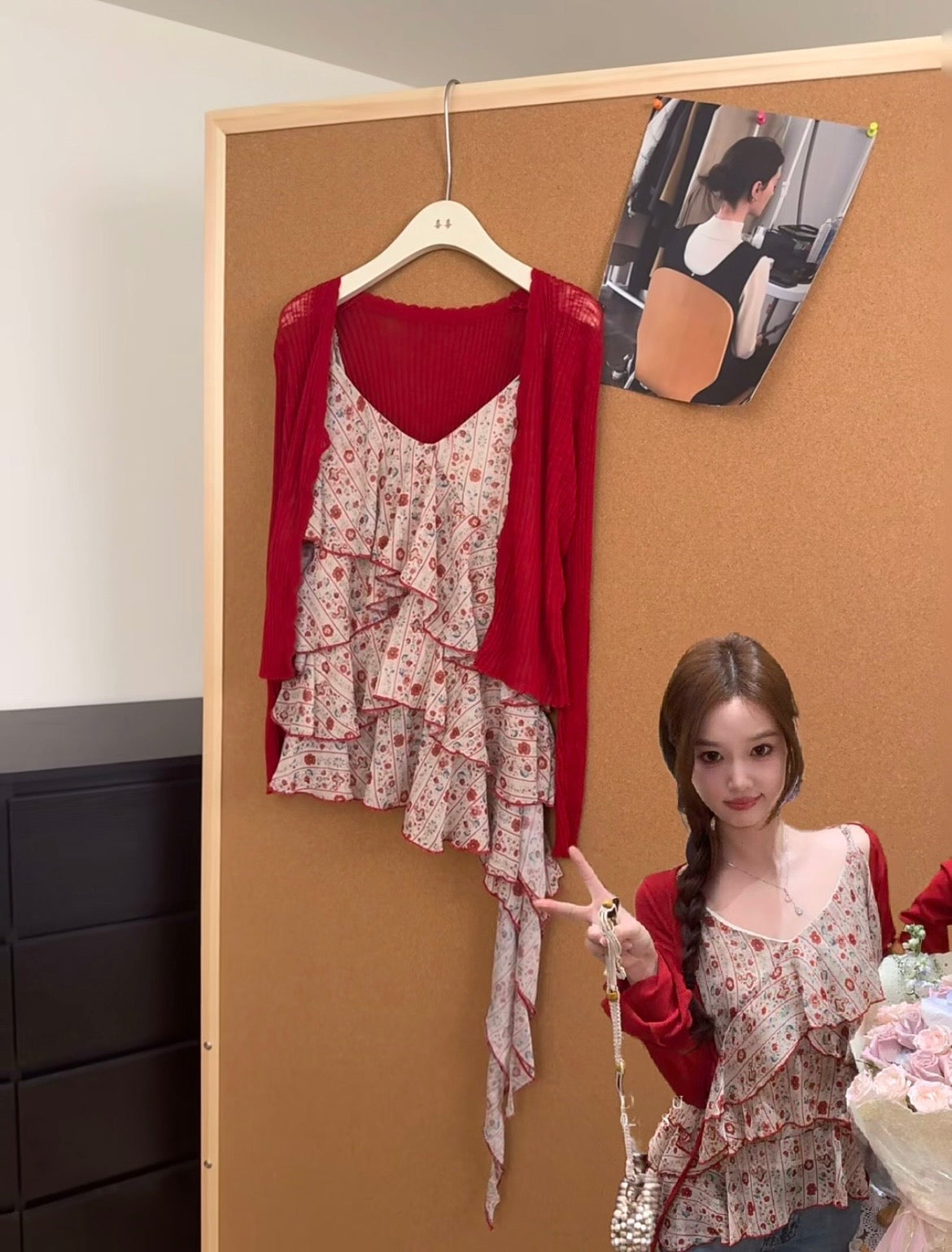 莓果奶冻/Floral Ruffle Cami & Knit Cardigan Set