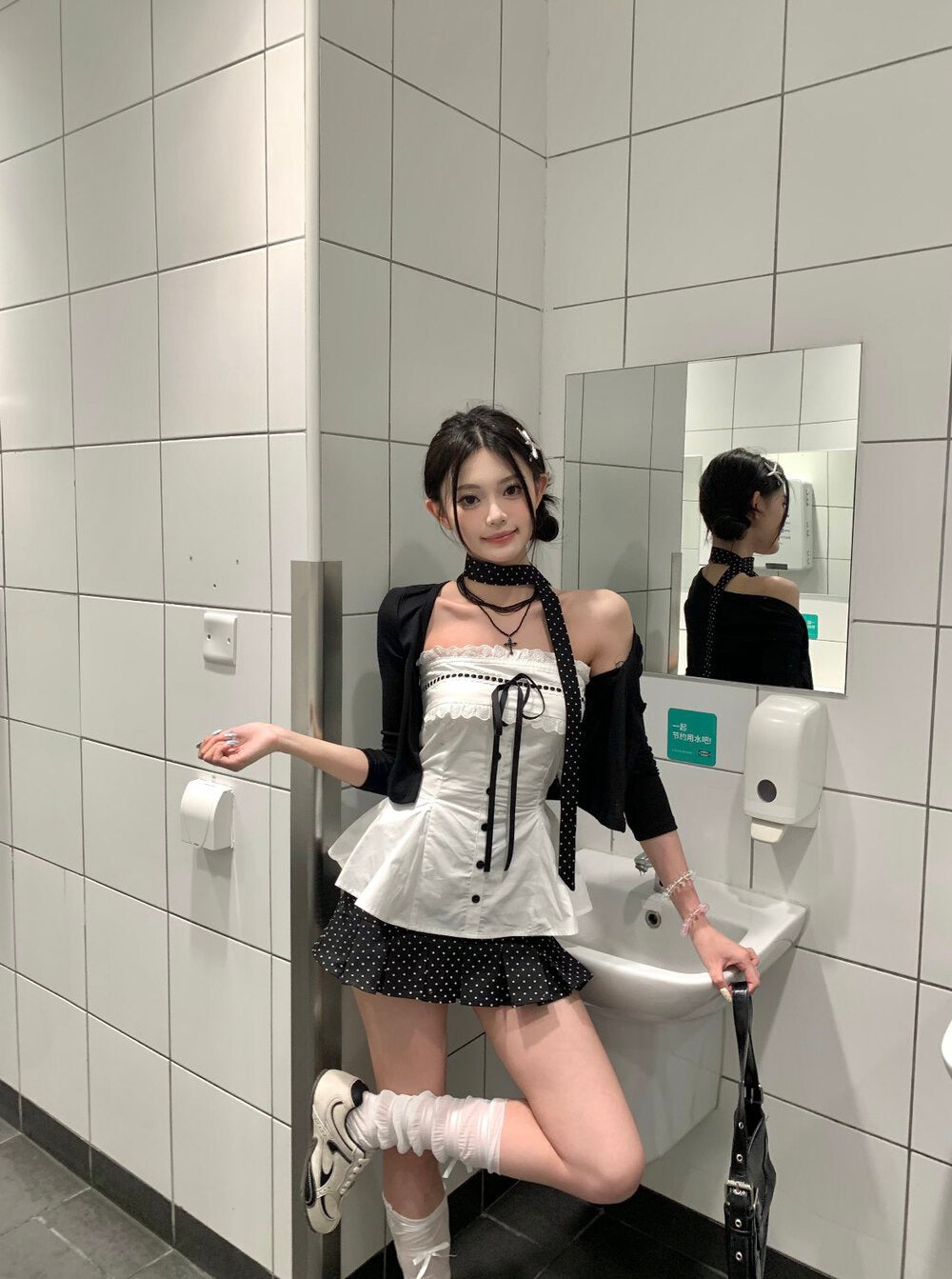 Slim Fit Cropped Knit Cardigan