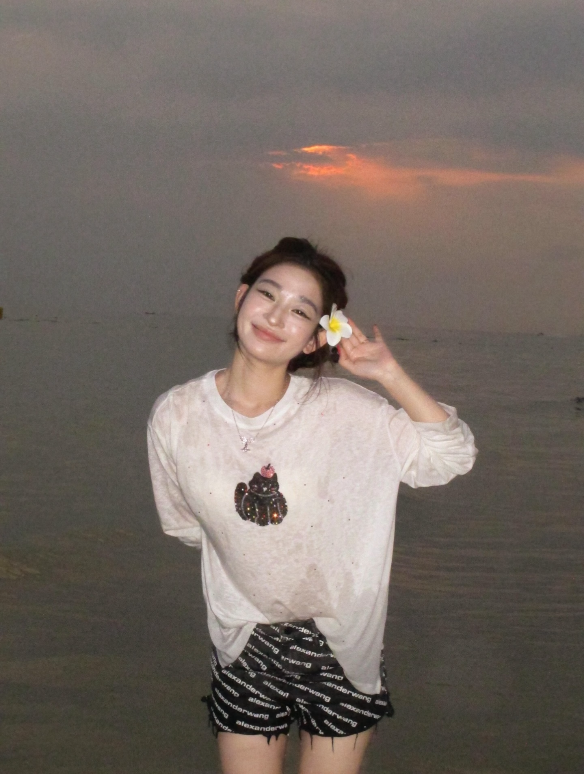 乐透小咪/Sparkle Kitty Long Sleeve Tee