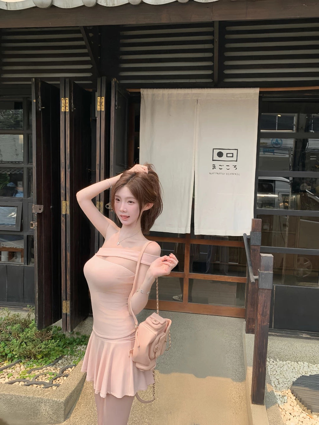 绷带\Cutout Off-shoulder Tube Top