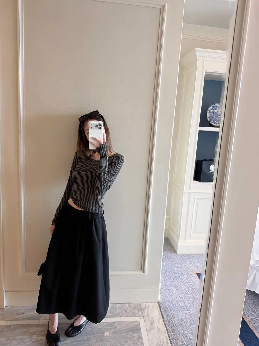 Élan Pleated Midi Skirt - front view