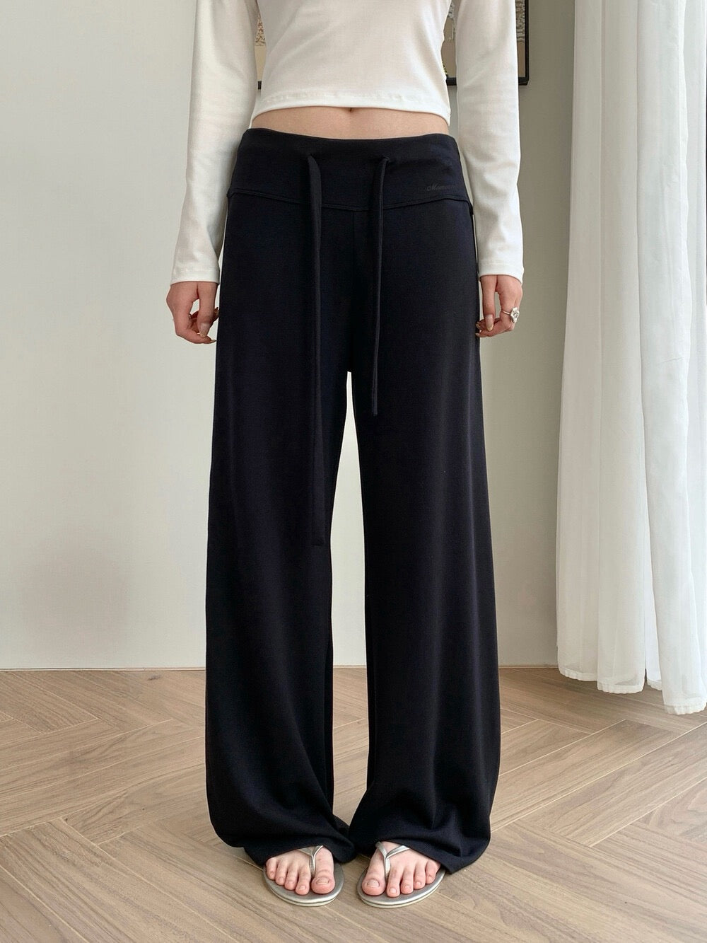 Soft Melt Wide-Leg Pants