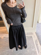 Élan Pleated Midi Skirt - back view
