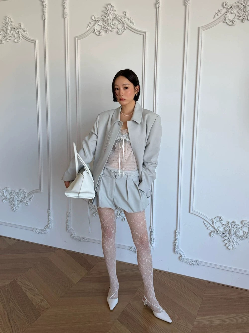 Minimal Tailored Short