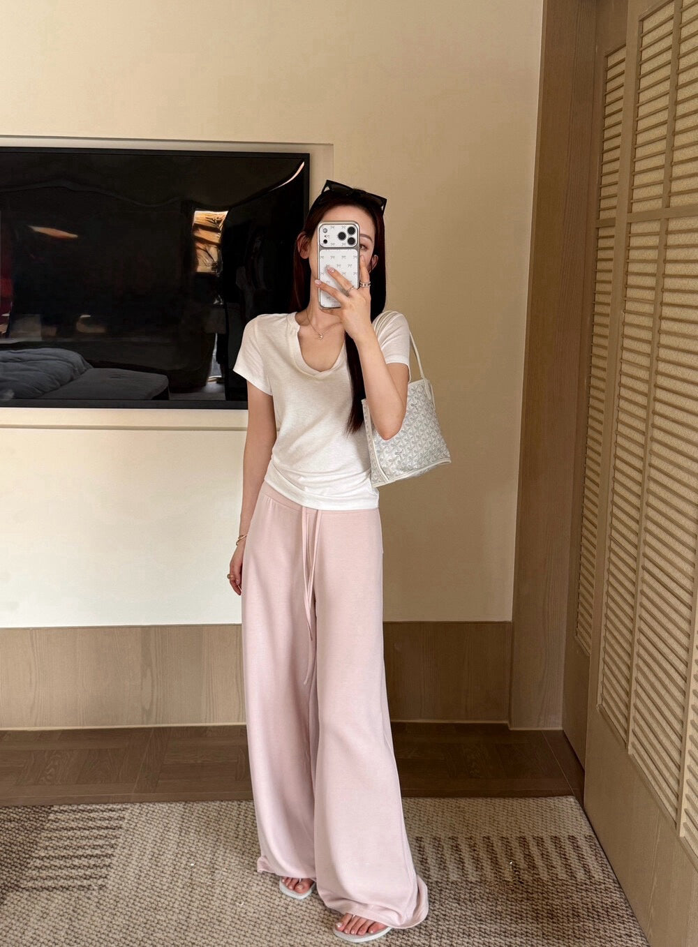 At Ease 1.0 Wide Leg Pants