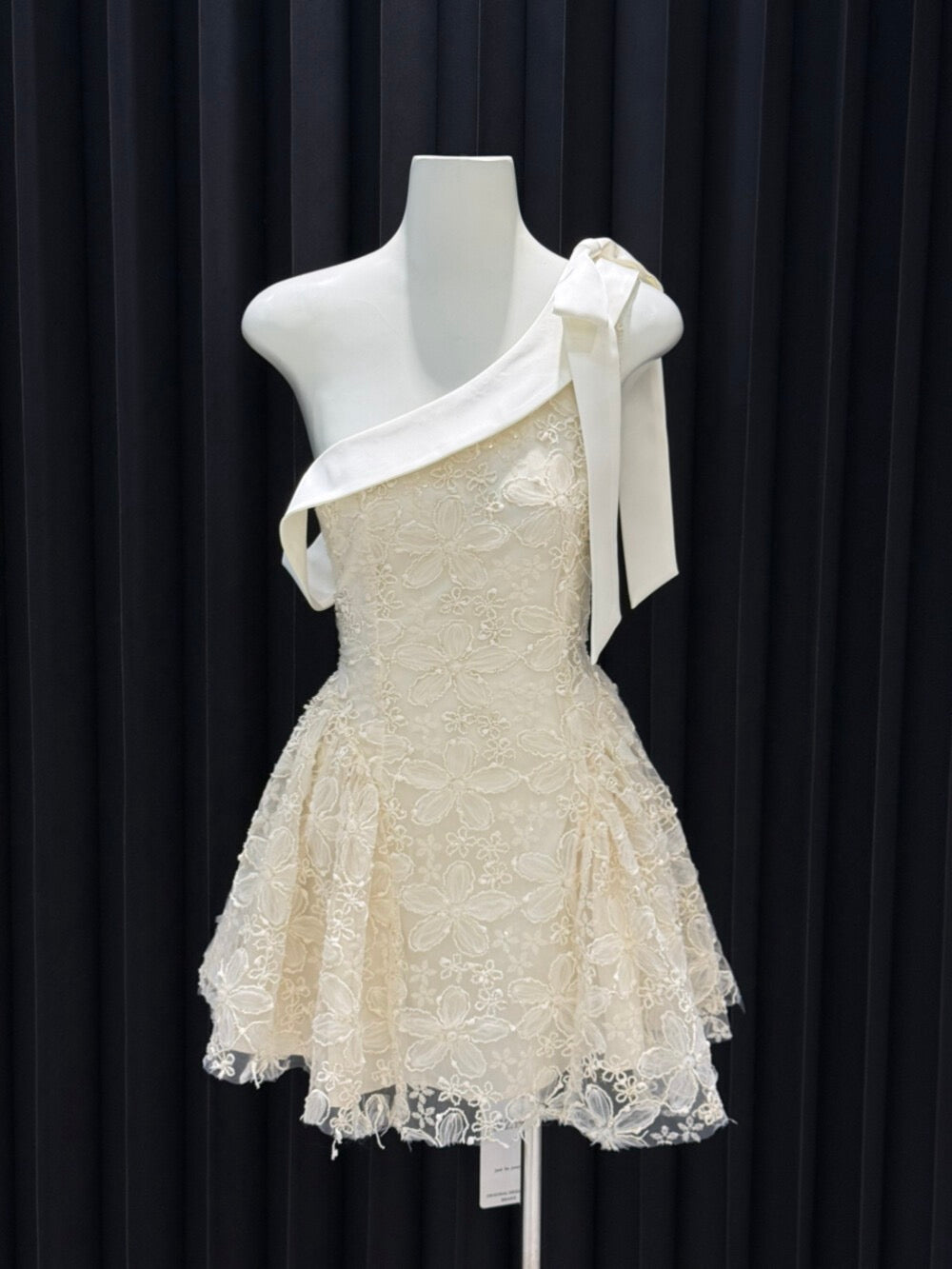 浅樱晚香玉/Rosalie Lace Mini Dress