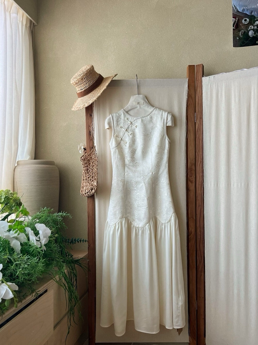 温婉东方韵/Oriental Elegance Satin Maxi Dress