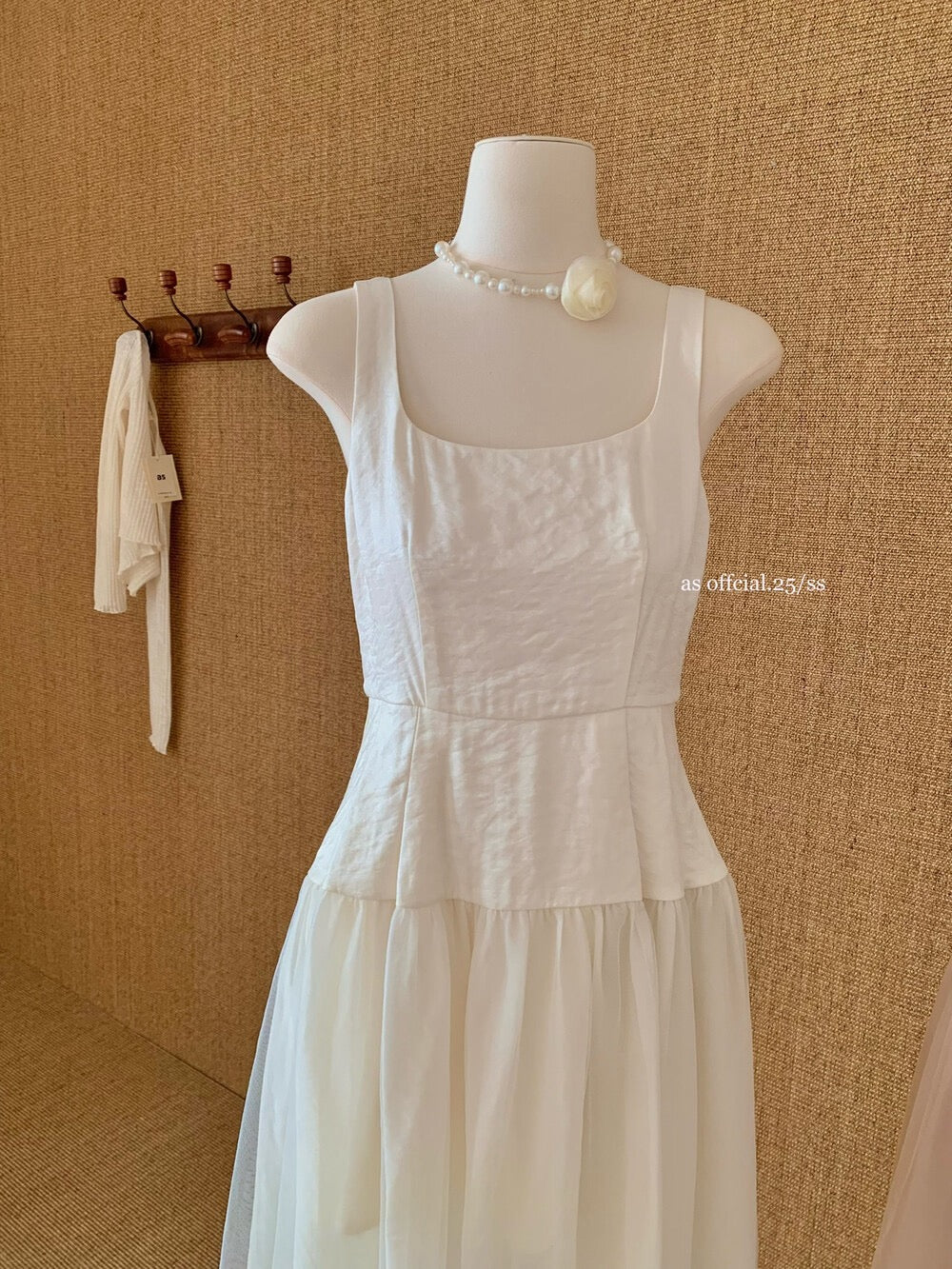 清冷艺术系/Aurélie Sheer Layer Midi Dress