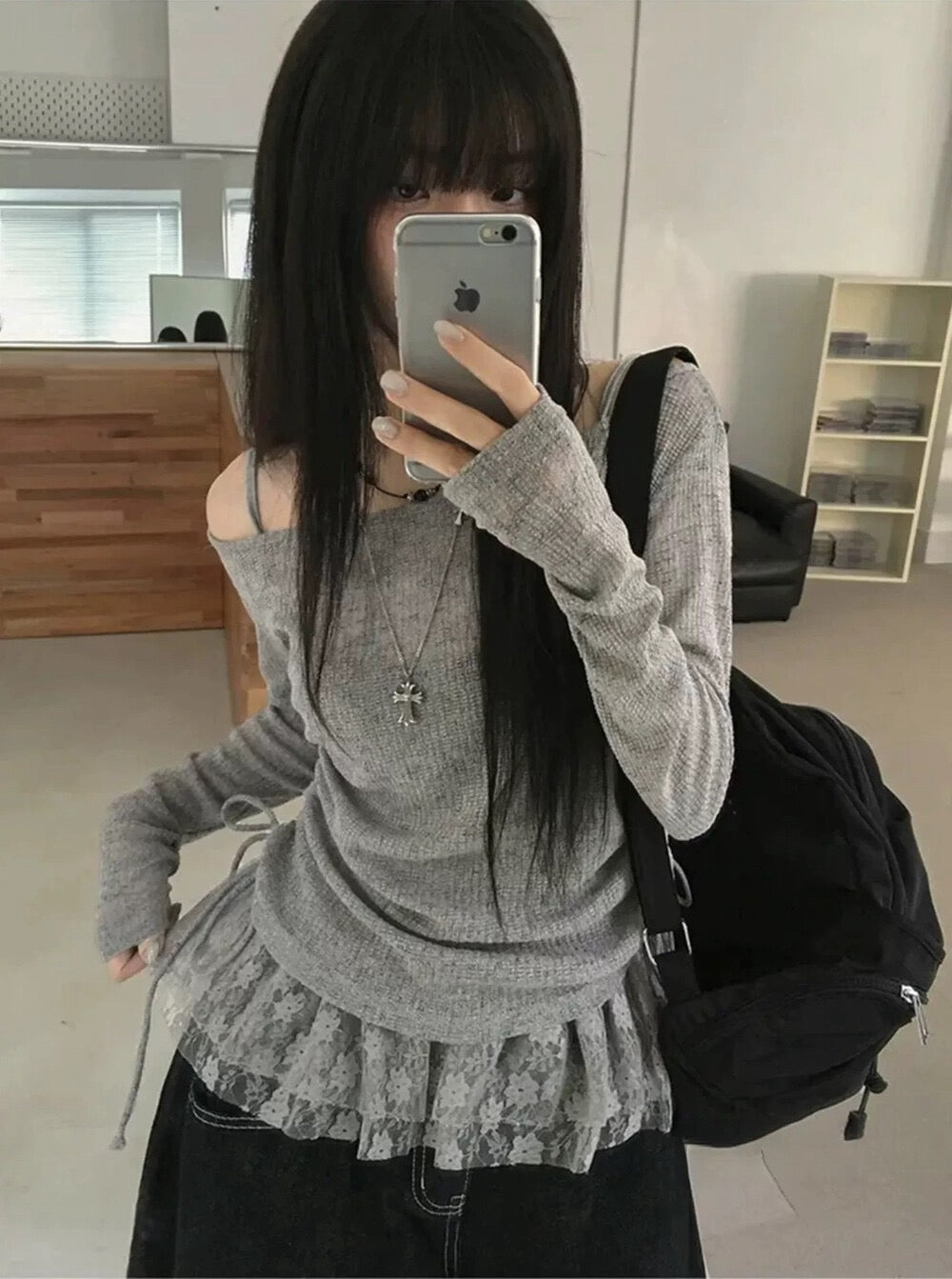 Soft Layered Lace Top (2-Piece Look)