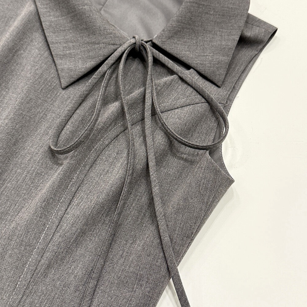 Academia Tie-Waist Sleeveless Top